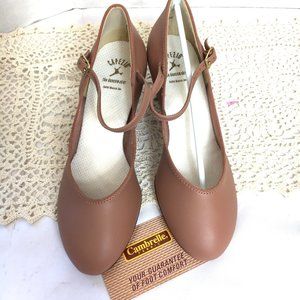 Capezio 550 Jr. Footlight 1.5” Character Theatrical Sun Shoe NWT